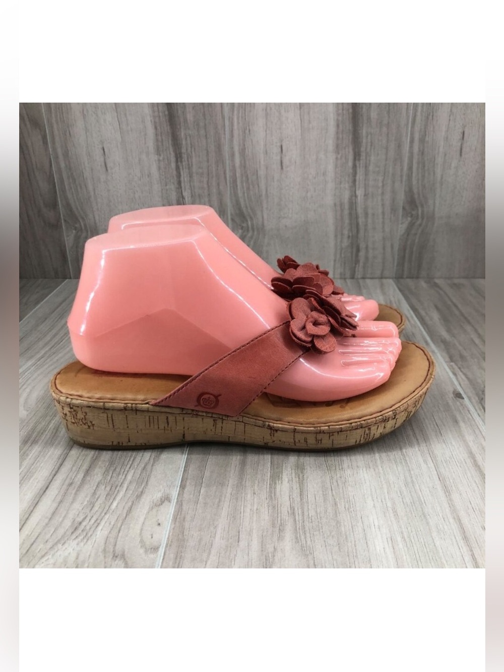 Born Sandals Womens 8 Mute Red Leather Floral Slip On Flip Flop Thong Shoes